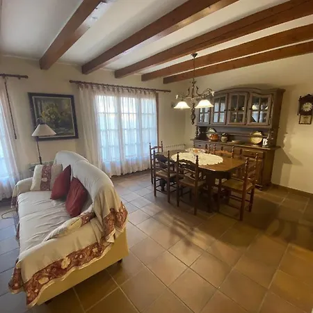 Cal Cuaresma Holiday home Isona